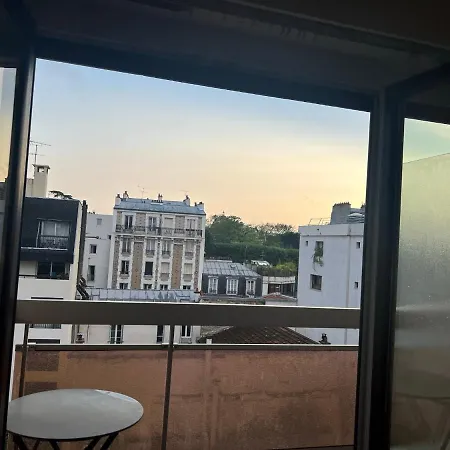 Grand Studio Cosy In باريس
